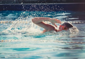 HIVERN NATACI&Oacute; 7-10 ANYS PERFECCIONAMENT DILLUNS